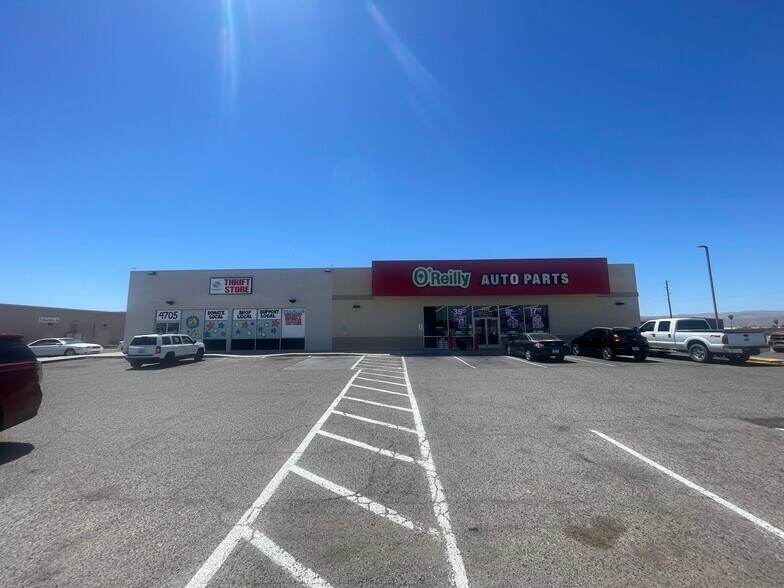 Primary Photo Of 4705 Highway 95, Bullhead City Fort Mohave Freestanding For Lease