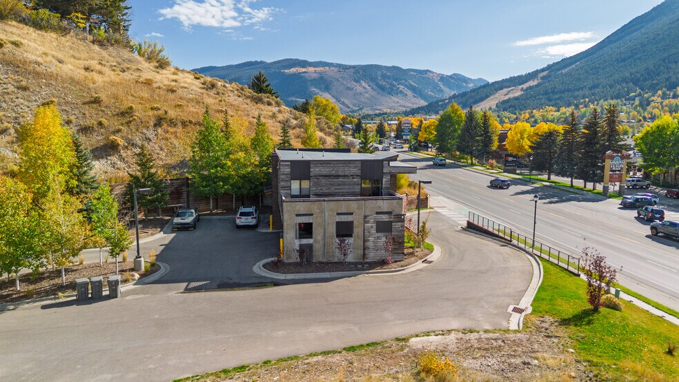 More Photos Of 855 W Broadway Ave, Jackson Apartments For Sale