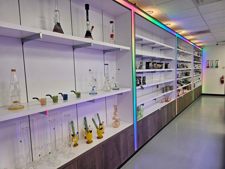 More Photos Of 8920 Menaul Blvd, Albuquerque Convenience Store For Sale