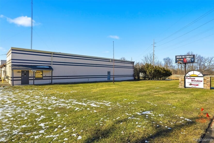 More Photos Of 415 N Lafayette St, South Lyon Warehouse For Sale