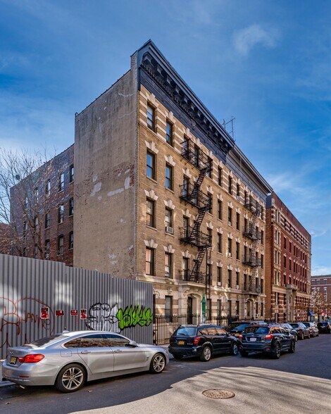 More Photos Of 542 W 147th St, New York Multifamily For Sale