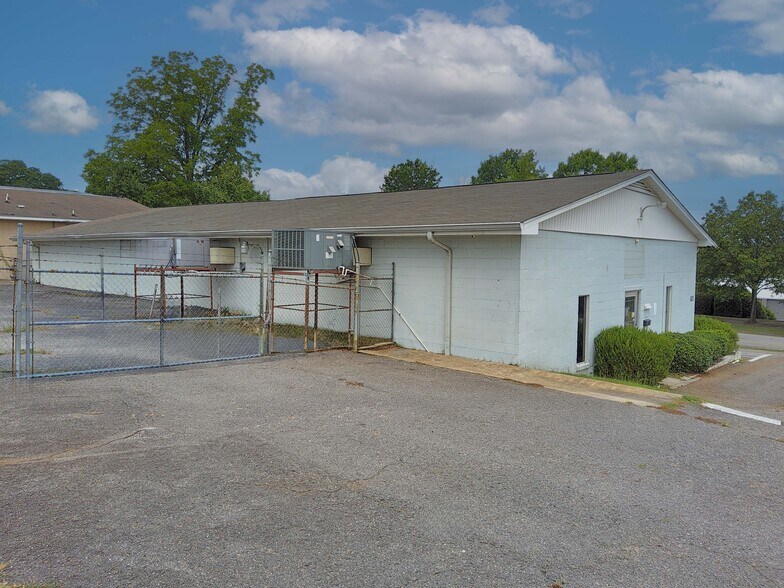 More Photos Of 1823 Gregg St, Columbia Loft Creative Space For Lease