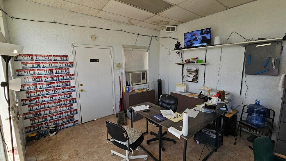 More Photos Of 300 W Main St, Jerome Auto Repair For Sale