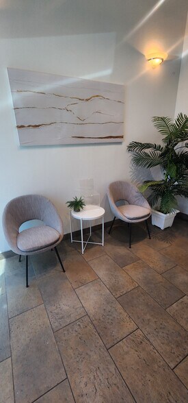 More Photos Of 15255 N 40th St, Phoenix Medical For Sale