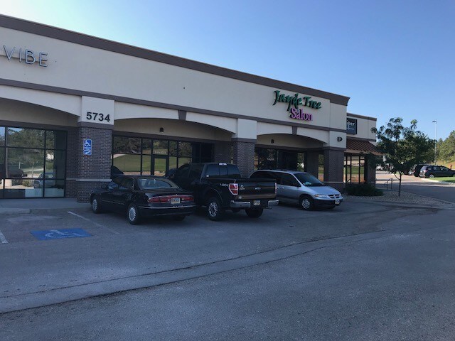 More Photos Of 5734 Sheridan Lake Rd, Rapid City General Retail For Lease