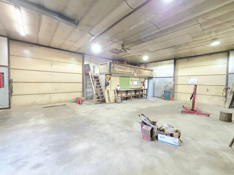 More Photos Of 3224 E Henrietta Rd, Henrietta Multifamily For Sale