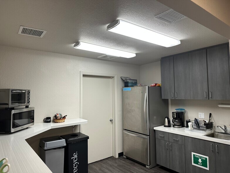 More Photos Of 1615 5th St, Davis Office For Sale