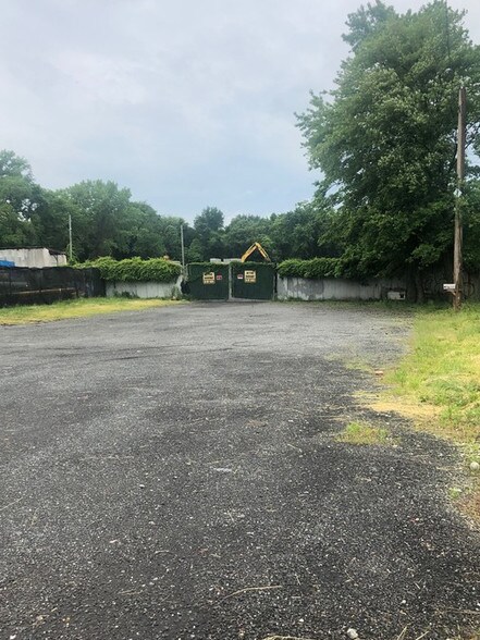 More Photos Of 2777 Arthur Kill Rd, Staten Island Land For Lease
