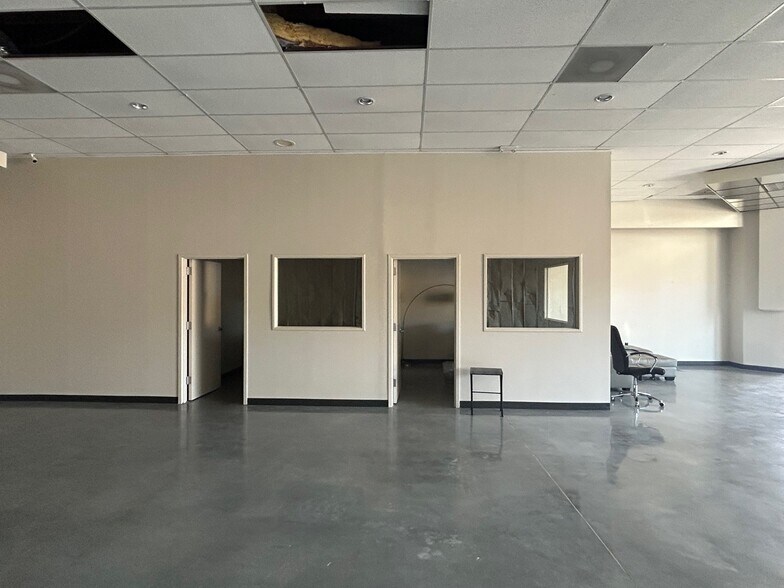 More Photos Of 5110 Oporto Madrid Blvd S, Irondale Freestanding For Lease
