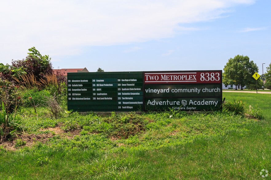 More Photos Of 8383 Craig St, Indianapolis Loft Creative Space For Sale