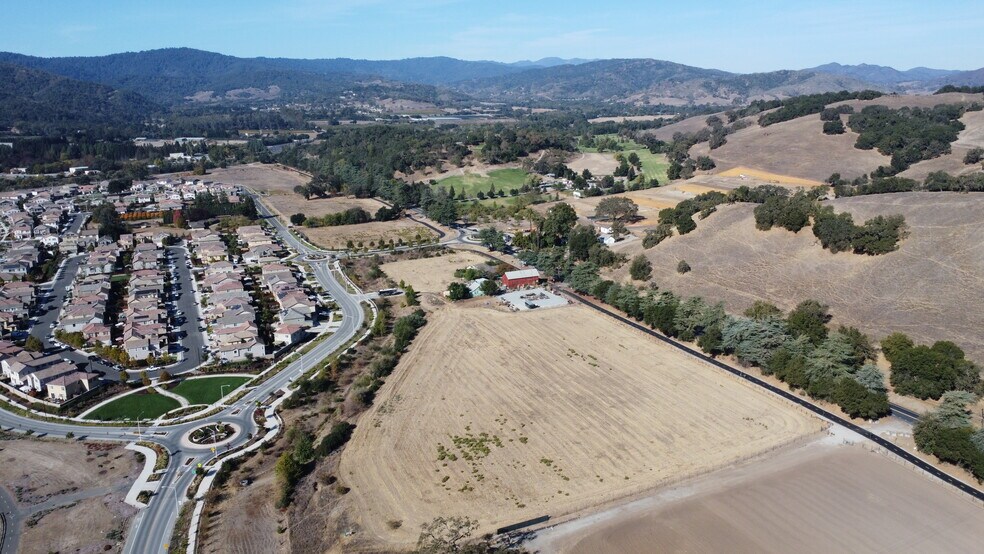 More Photos Of 2480 Hecker Pass Hwy, Gilroy Land For Sale