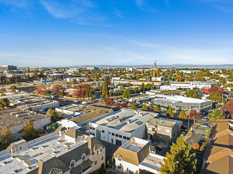 More Photos Of 1802-1808 El Camino Real, Redwood City General Retail For Lease