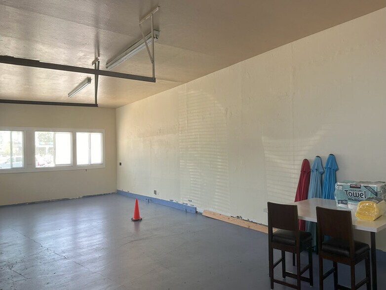 More Photos Of 19740 Mission Blvd, Hayward Restaurant For Sale