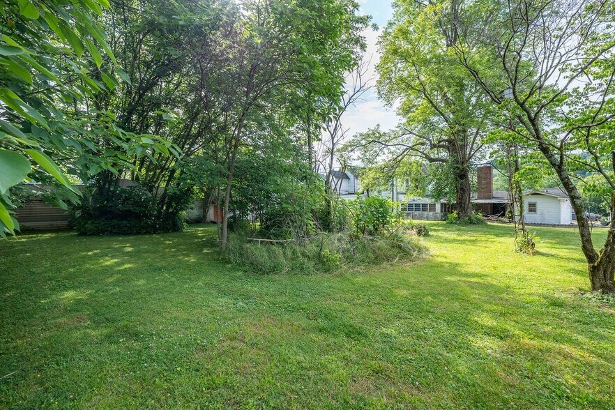 More Photos Of 250 Main St, Lynchburg Land For Sale