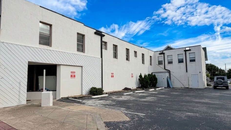 More Photos Of 604 Main St, Daytona Beach Storefront Retail Office For Sale