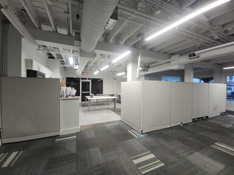 More Photos Of 333 1st St N, Jacksonville Beach Office For Lease