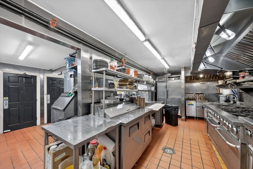 More Photos Of 3436 Lexington Ave, Mohegan Lake Restaurant For Sale
