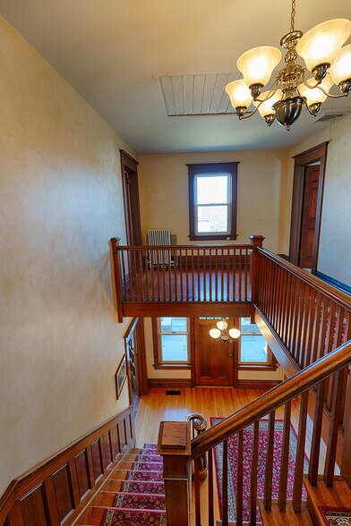 More Photos Of 105 Gleneida Ave, Carmel Office For Sale