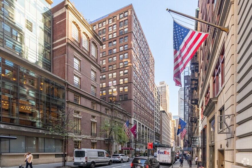 Primary Photo Of 19 W 44th St, New York Office For Lease