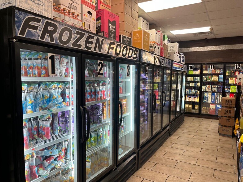More Photos Of , Saint Louis General Retail For Sale