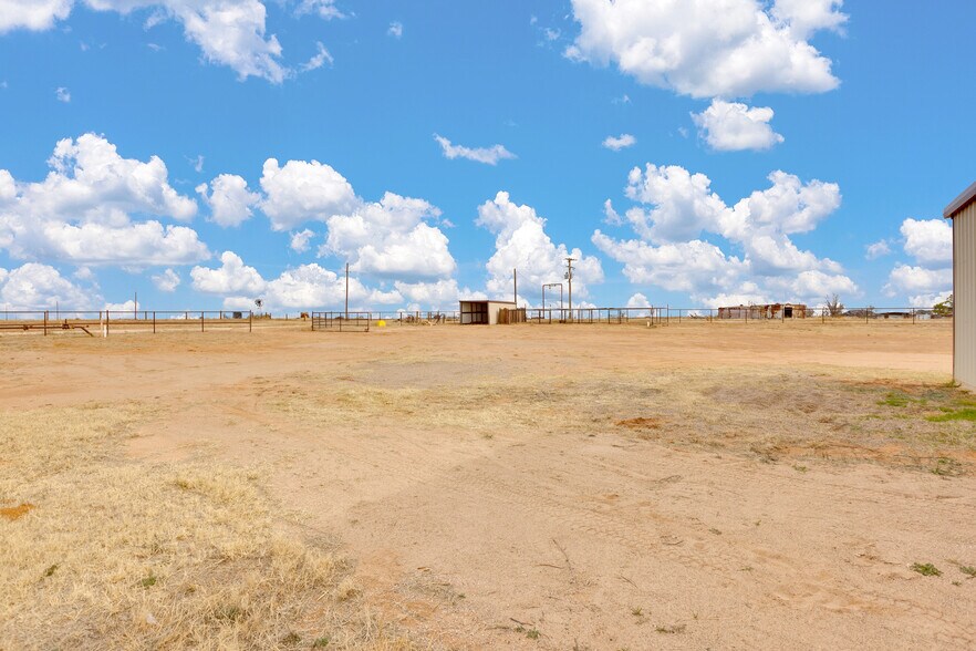 More Photos Of 7405 E County Road 110, Midland Land For Sale