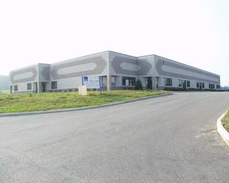 More Photos Of 852 E Highland Rd, Macedonia Flex For Lease