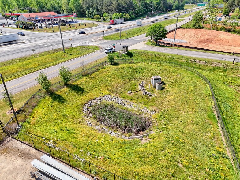 More Photos Of 241 Collins Industrial Blvd, Athens Light Distribution For Sale