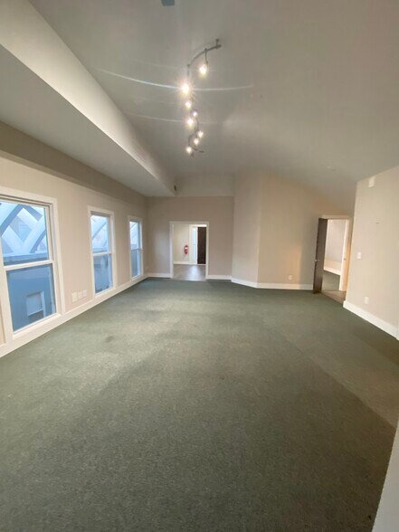 More Photos Of 188 Anderson St SE, Marietta Office Residential For Lease