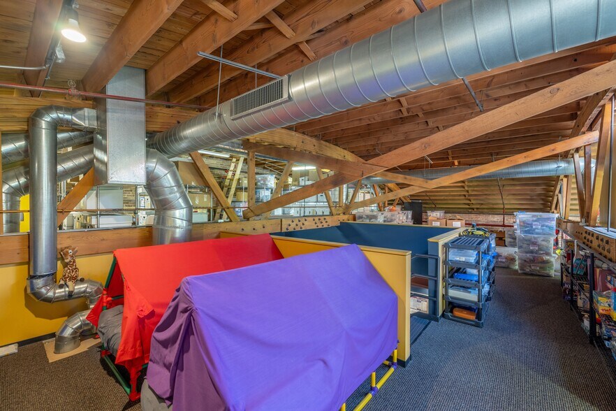 More Photos Of 21 S Racine Ave, Chicago Warehouse For Lease