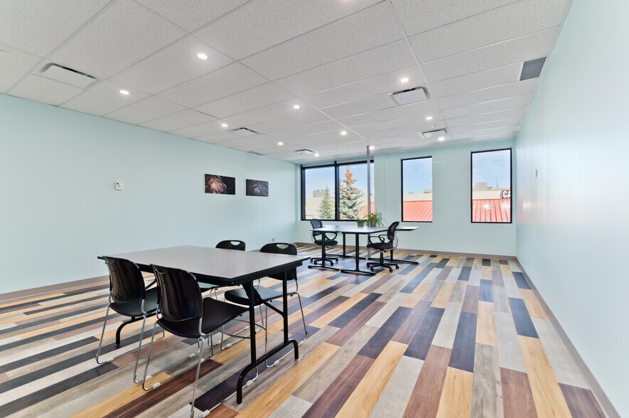 More Photos Of 11420 27th St SE, Calgary Medical For Sale