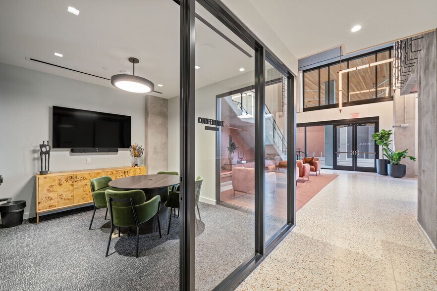 More Photos Of 2315 Navigation Blvd, Houston Apartments For Lease