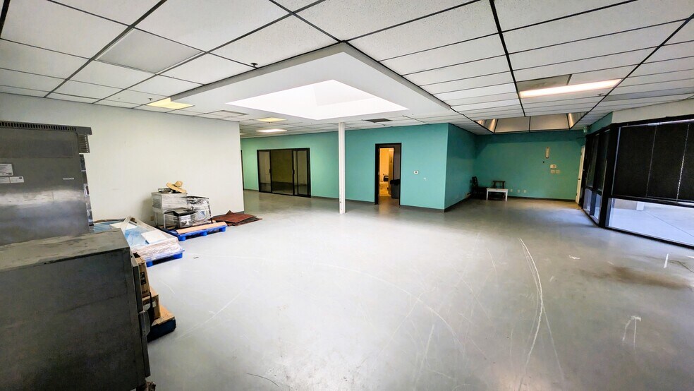 More Photos Of 175 Lewis Rd, San Jose Light Manufacturing For Sale