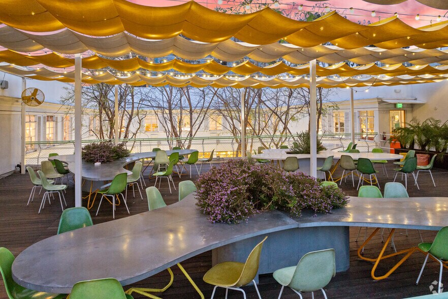 More Photos Of 1370 N St Andrews Pl, Los Angeles Office For Sale