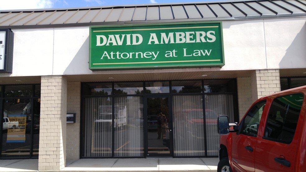 More Photos Of 109-113 J St, La Porte Office For Lease