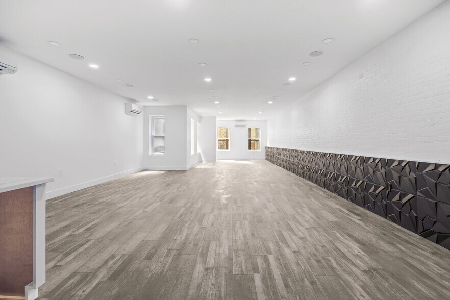 More Photos Of 61 Fourth Ave, New York Loft Creative Space For Lease