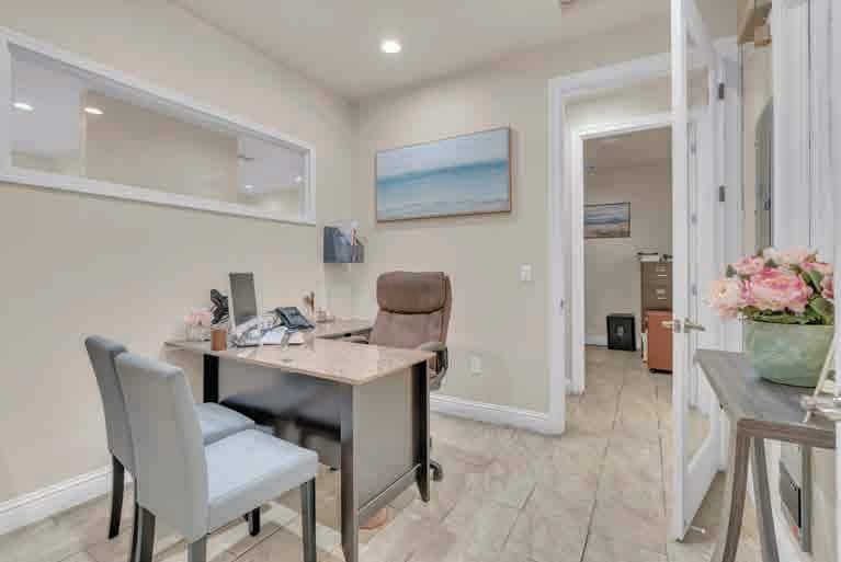 More Photos Of 1665 W Shaw Ave, Fresno Office For Sale