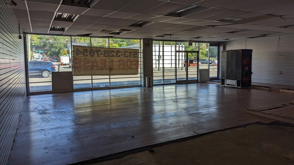 More Photos Of 1701-1709 Queen City Ave, Cincinnati Daycare Center For Sale