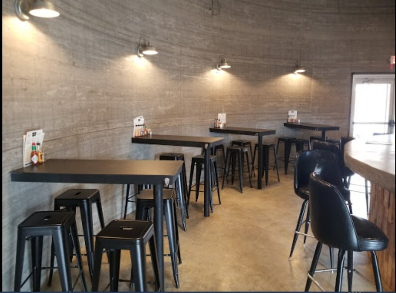 More Photos Of 141 E Carolina Ave, Memphis Restaurant For Sale