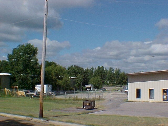 More Photos Of 1983 Vanderhorn Dr, Memphis Warehouse For Lease