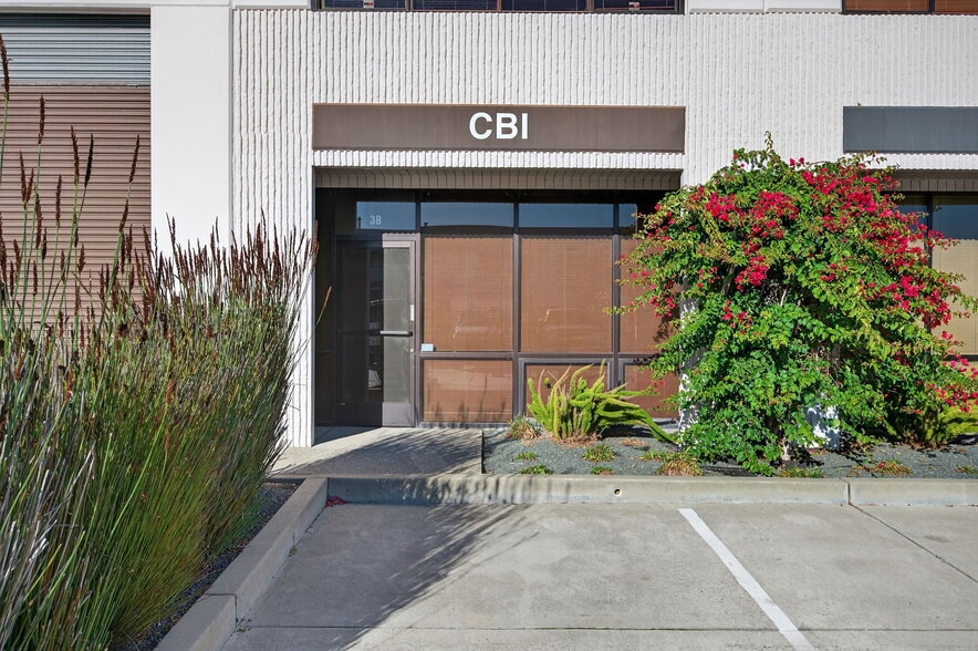 More Photos Of 20 S Linden Ave, South San Francisco Warehouse For Sale