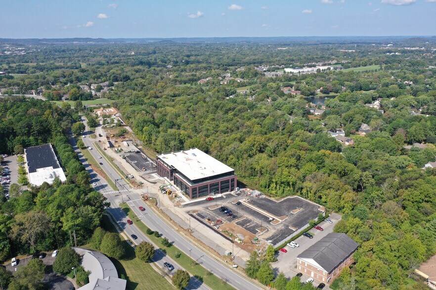 More Photos Of 329 S Royal Oaks Blvd, Franklin Medical For Sale