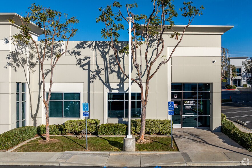 More Photos Of 511 S Harbor Blvd, La Habra Light Distribution For Lease