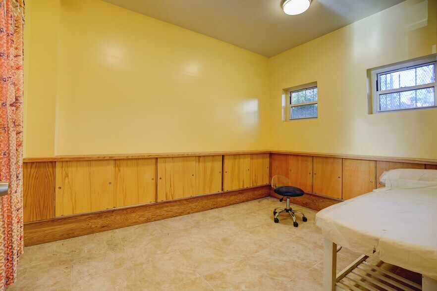 More Photos Of 62 4th St, Elizabeth Storefront Retail Residential For Sale