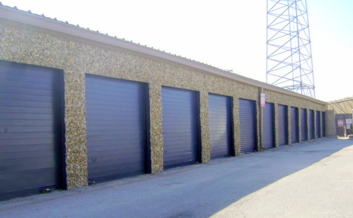 More Photos Of 605 S Sherman St, Richardson Unknown For Lease