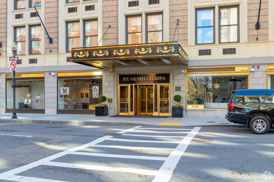 More Photos Of 20 Park Plaza, Boston Office For Lease