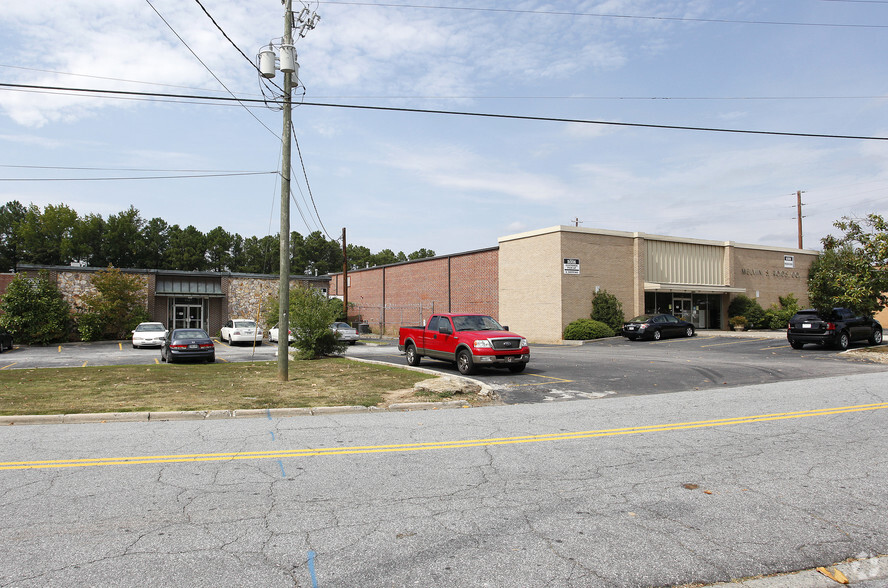 Primary Photo Of 4465 Commerce Dr SW, Atlanta Industrial For Lease