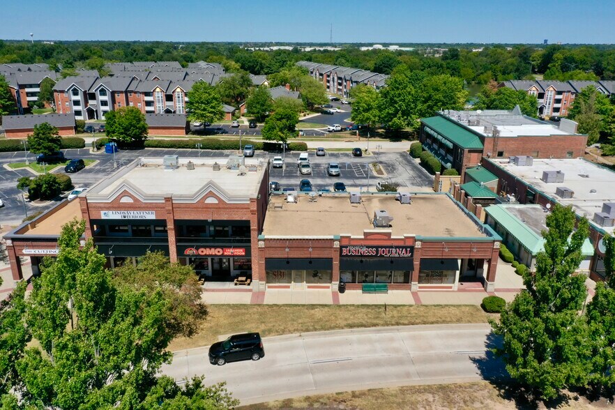 More Photos Of 2101 W Chesterfield Blvd, Springfield Office For Sale