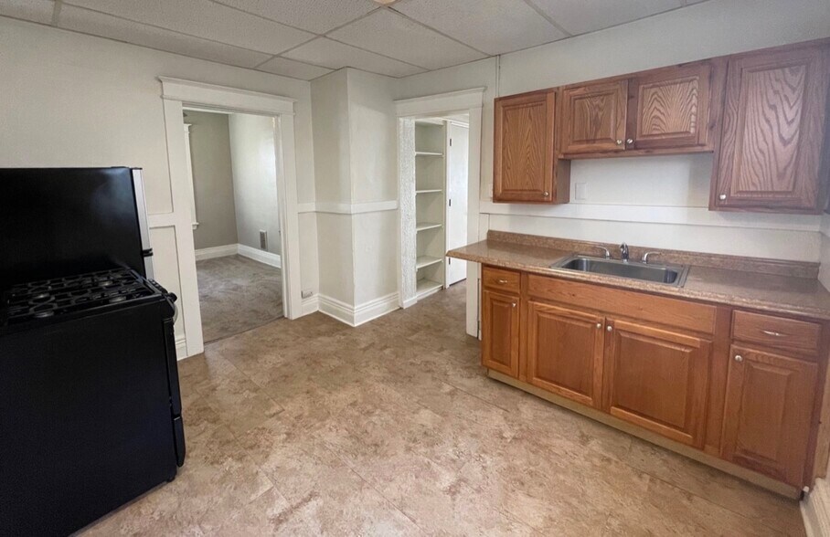 More Photos Of 194 Charlotte St, Rochester Apartments For Sale