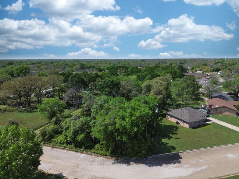 More Photos Of TBD Ave G, Waco Land For Sale