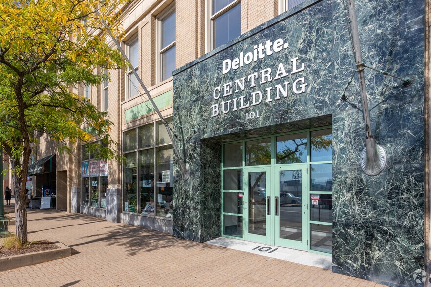 More Photos Of 101 SW Adams St, Peoria Office For Lease